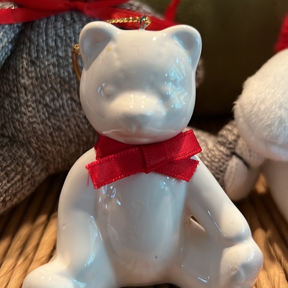 Bundle of Assorted Bear Ornaments-Used SFH - Picture 4 of 8